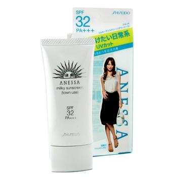 Anessa Town Use Milky Sunscreen SPF 32 PA+++ Shiseido Image
